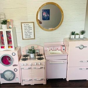 Pottery barn vintage pink play kitchen